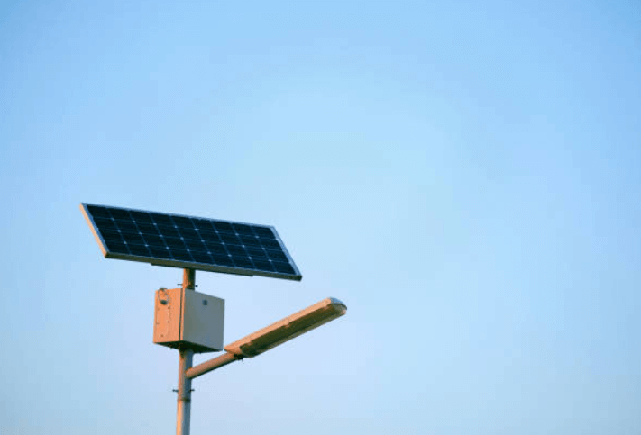 The Role of Solar Street Lights in Achieving Net-Zero Emissions Goals for Cities